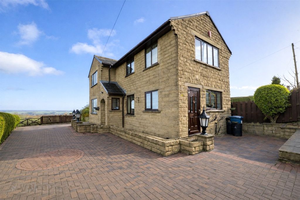 Property photo 2 of 27 Picture No. 40