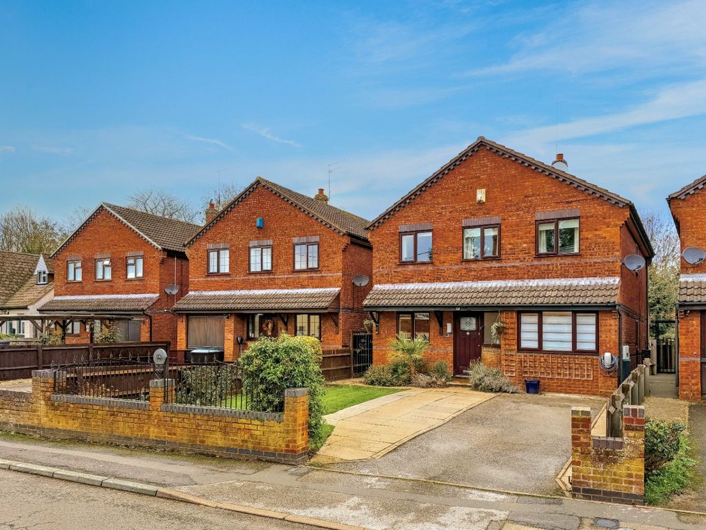 Property photo 1 of 42 4603191