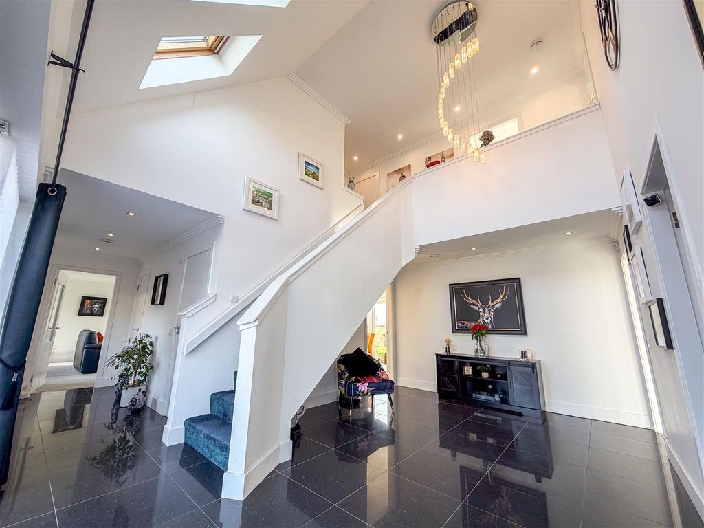 Property photo 2 of 47 Entrance