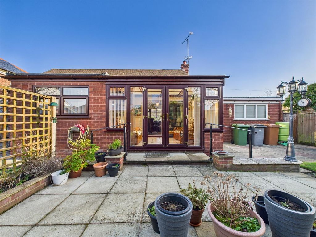 Property photo 2 of 33 Cam03844G0-Pr0388-Still027.Jpg