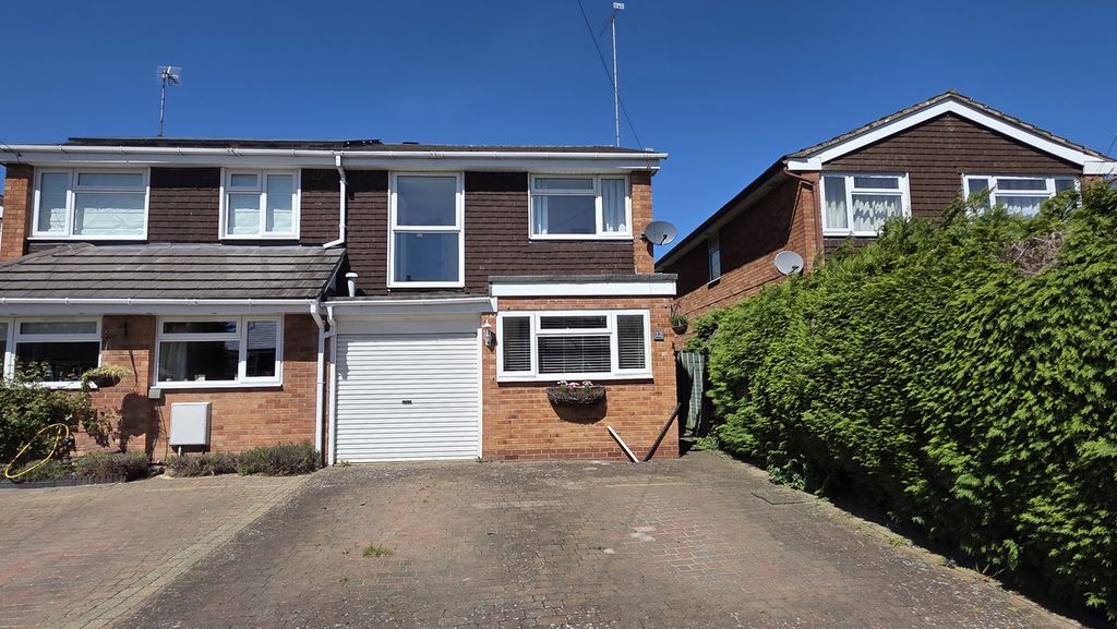 Property photo 1 of 17