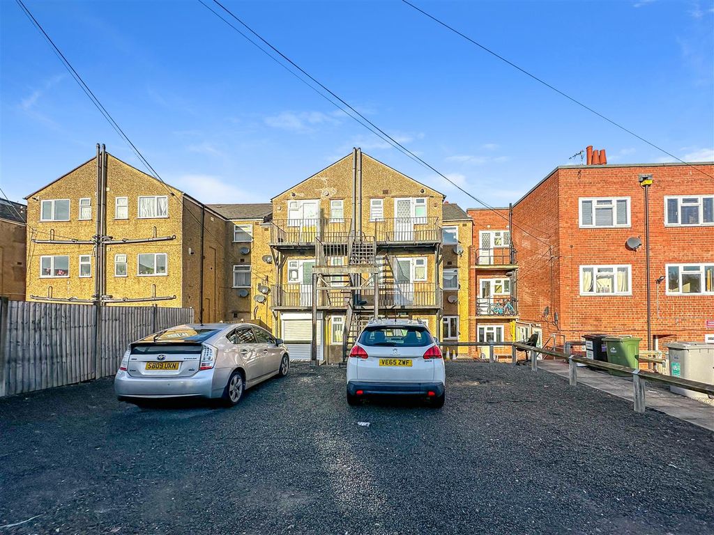 Property photo 1 of 9 Img_2922.Jpg