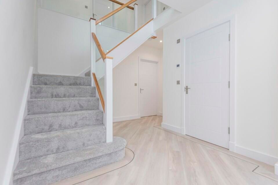 Property photo 2 of 42 Img 3917