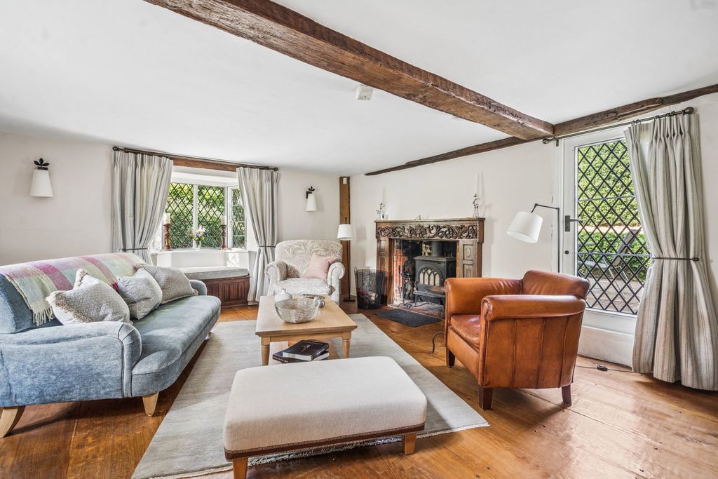 Property photo 2 of 30