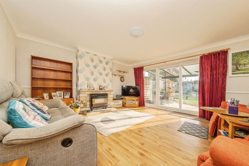 Property photo 2 of 16