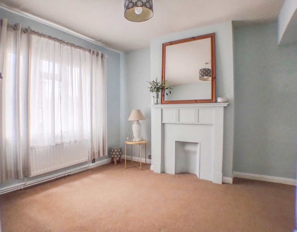 Property photo 2 of 12 Reception