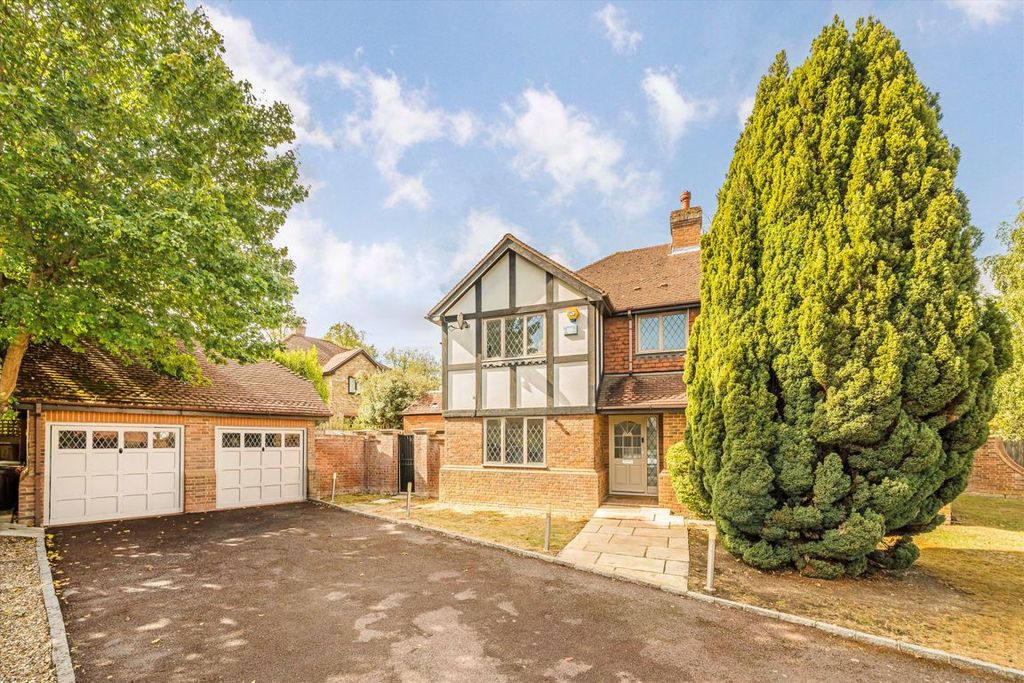 Property photo 1 of 9