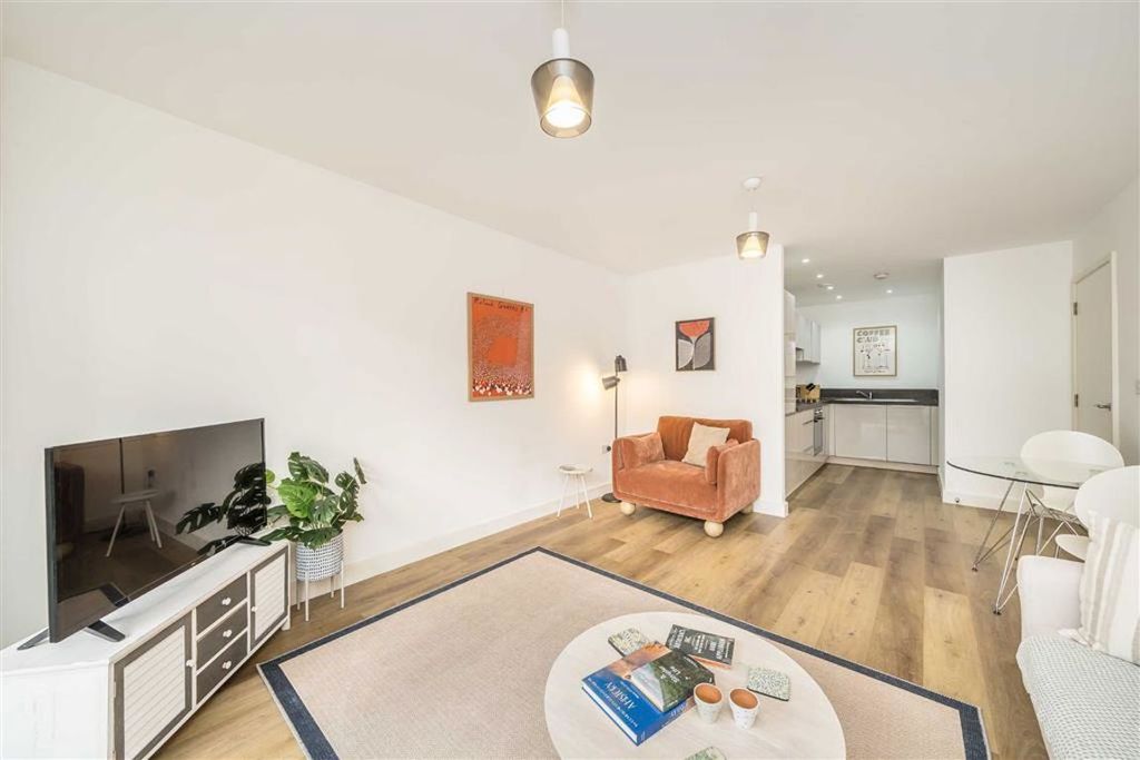 Property photo 3 of 11