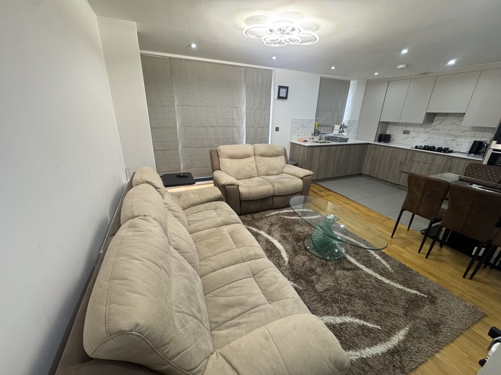 Property photo 3 of 13 Gallery