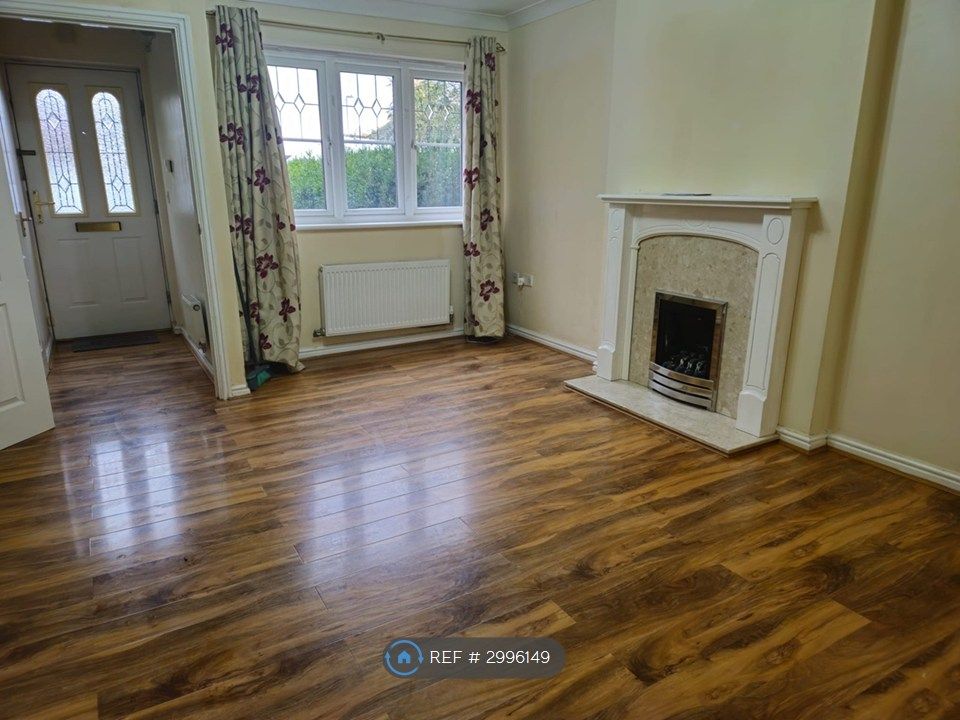 Property photo 2 of 34