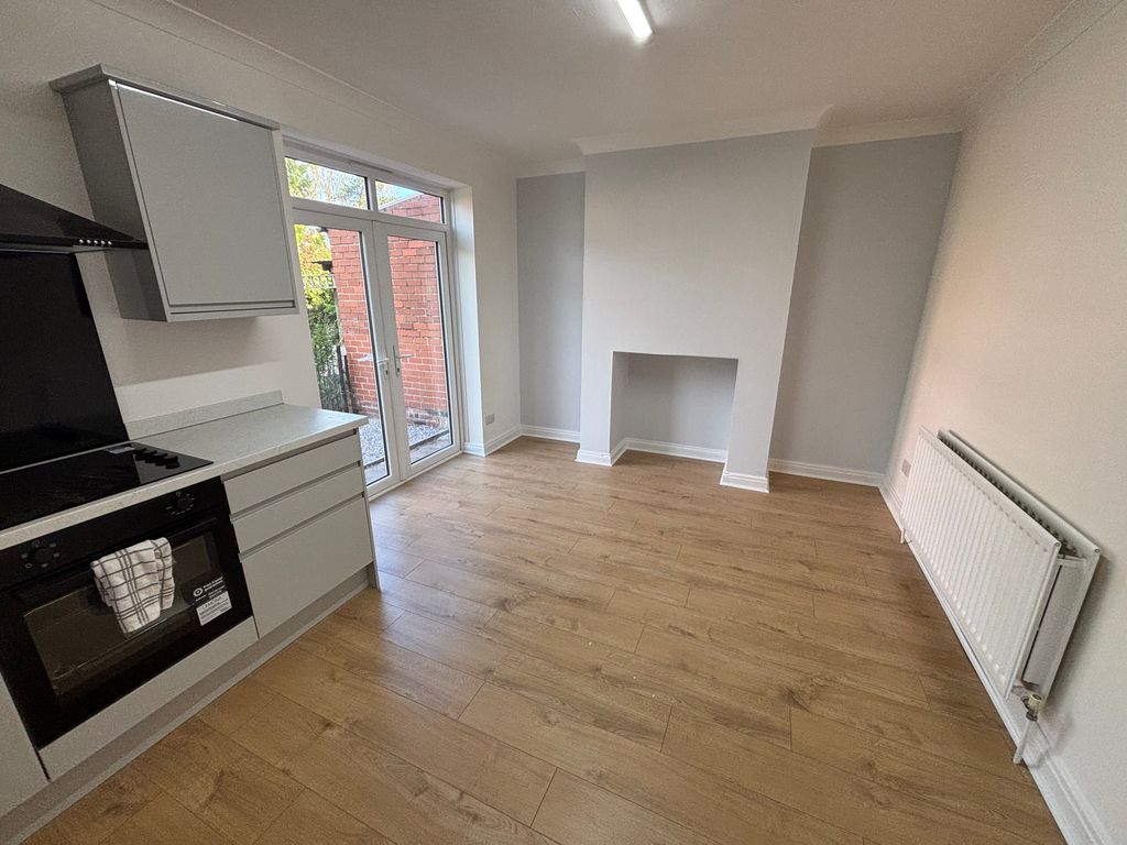 Property photo 3 of 12 Image