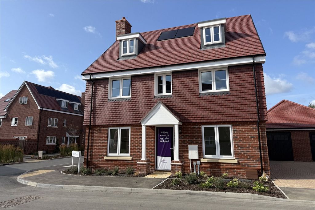 Property photo 1 of 15 External