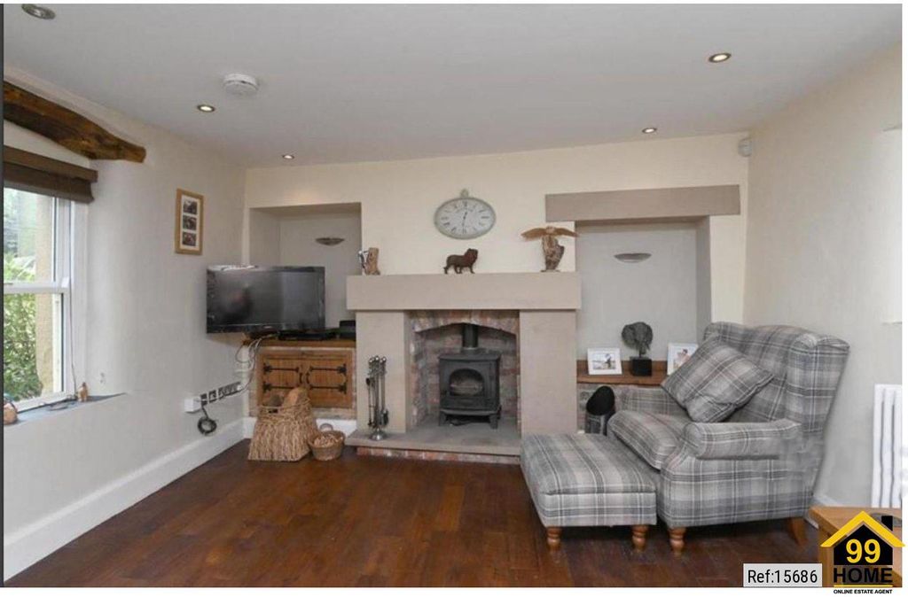 Property photo 2 of 10 Photo 1