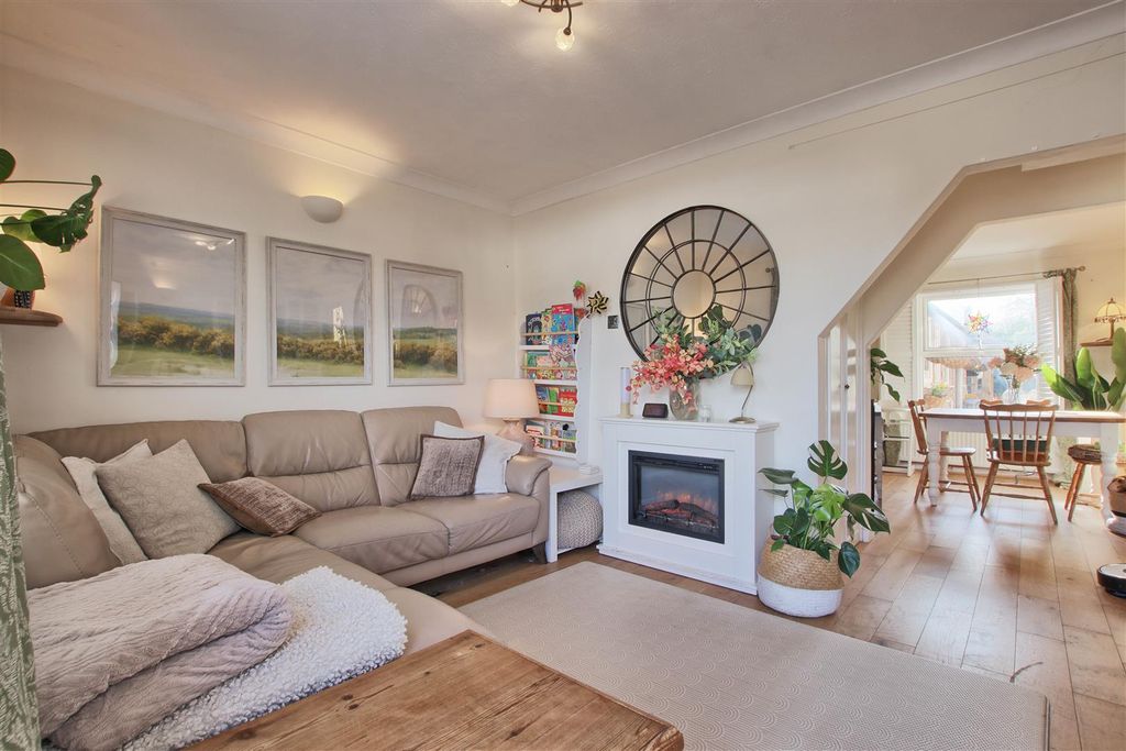 Property photo 3 of 17 Living Room From The Entrance.Jpg