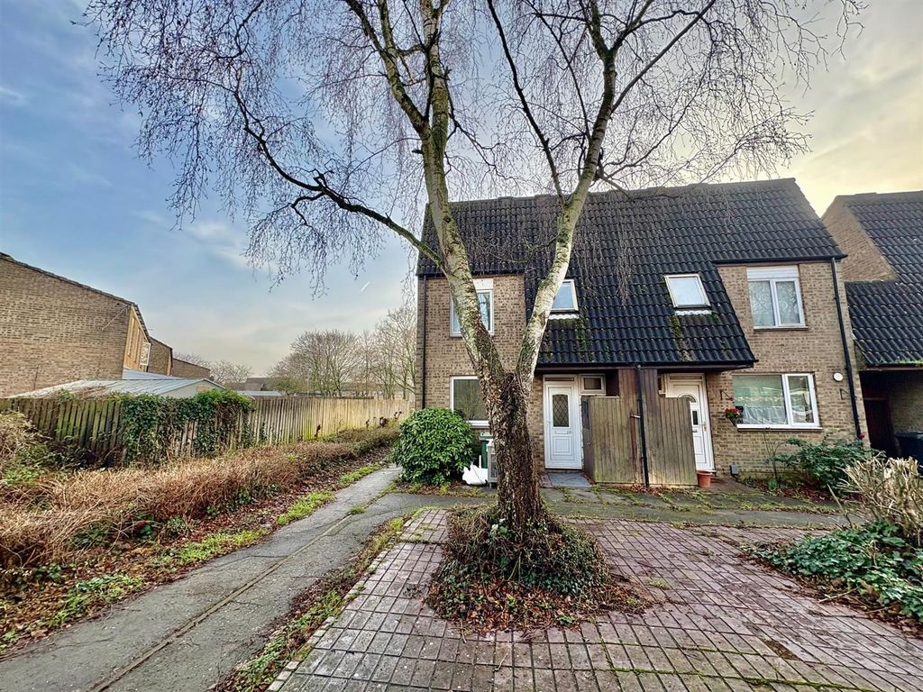 Property photo 1 of 11