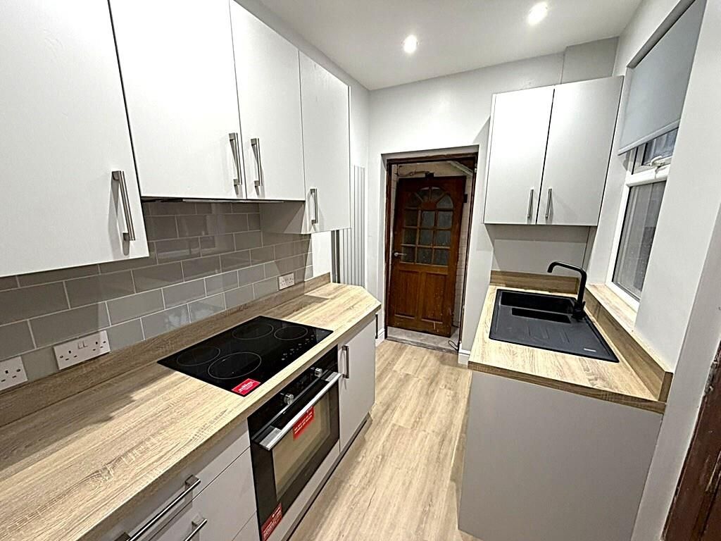 Property photo 2 of 12 Kitchen Main.Jpg