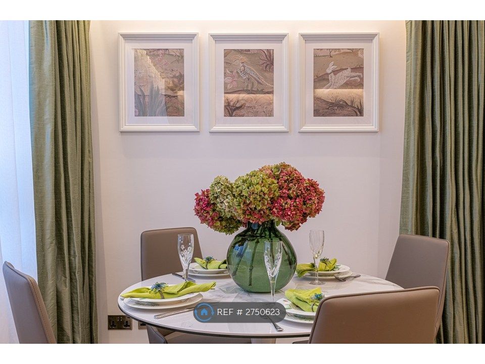 Property photo 1 of 32