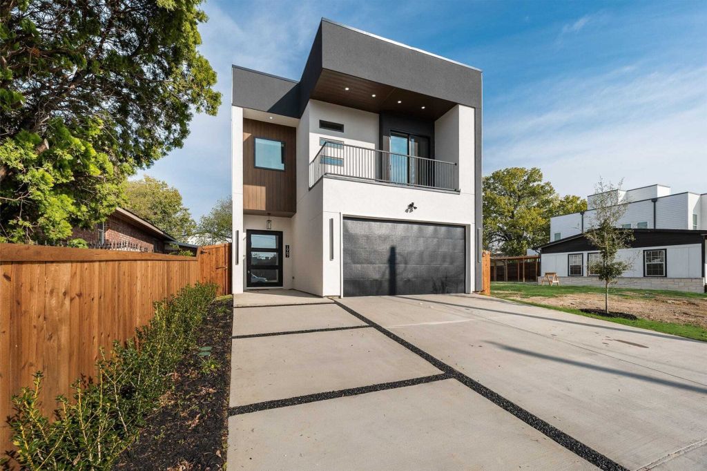 Property photo 3 of 5 <Alttext/>