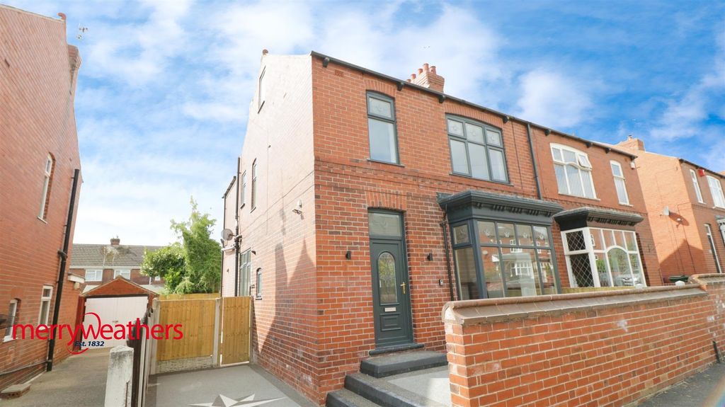 Property photo 1 of 22