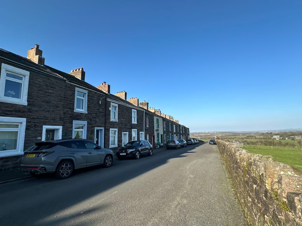 Property photo 3 of 16 Photo 13