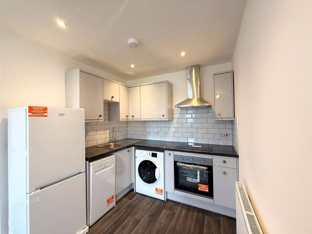Property photo 2 of 10 Picture No. 04