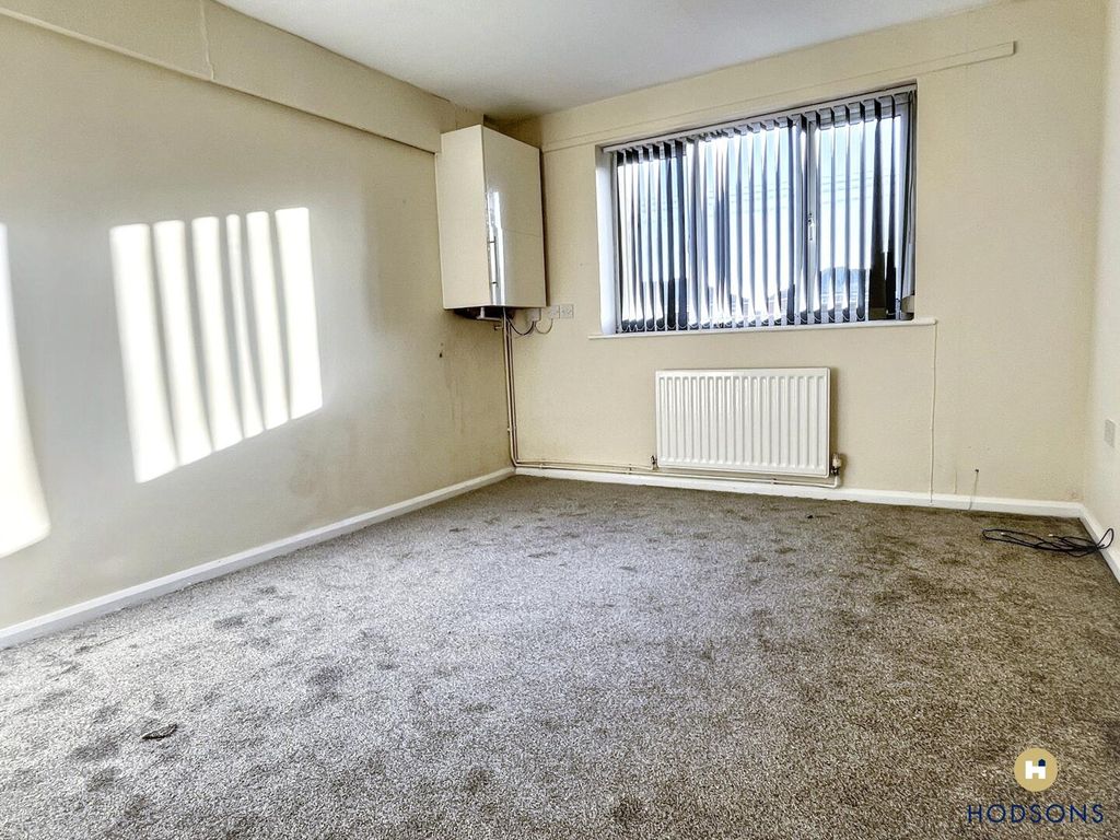 Property photo 2 of 5 Living Room