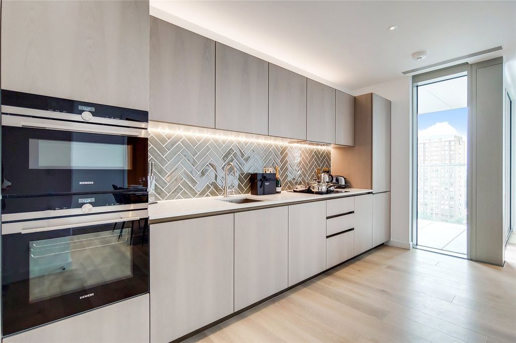 Property photo 2 of 15 Picture No. 29