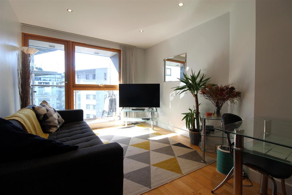 Property photo 2 of 6 Living Room.Jpg