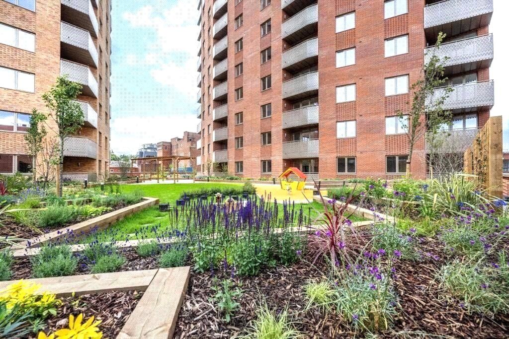 Property photo 1 of 12 Exterior