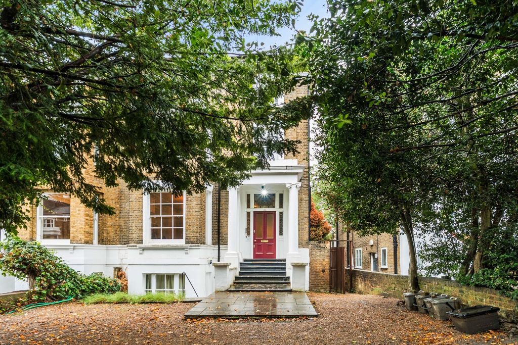 Property photo 3 of 13 1536769-2-1A16924...