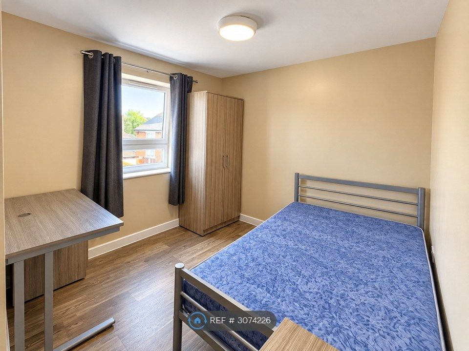 Property photo 2 of 9
