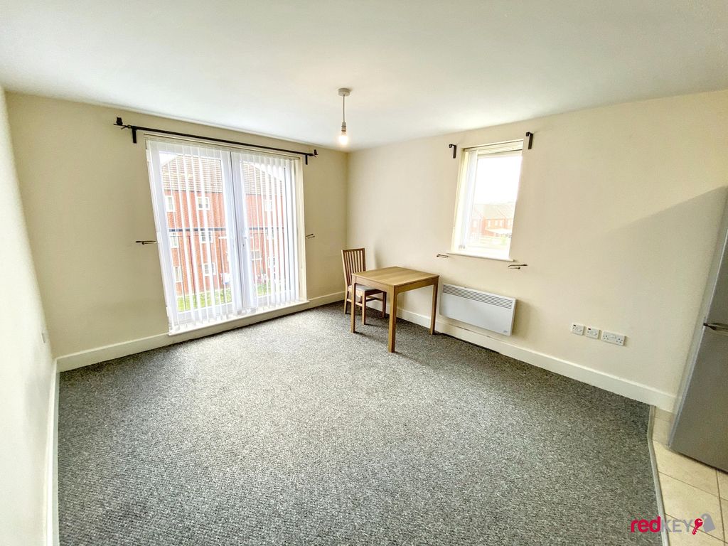 Property photo 2 of 5 Lounge