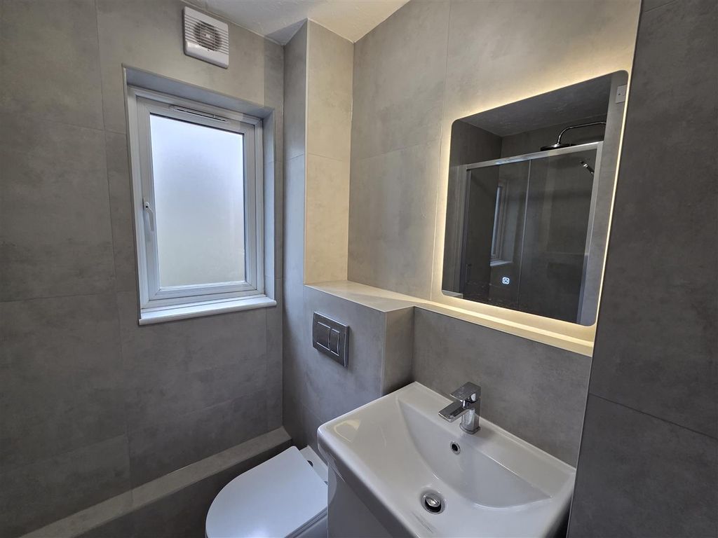 Property photo 1 of 10 358721.Jpg
