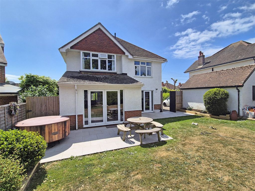 Property photo 1 of 15 Picture No. 20