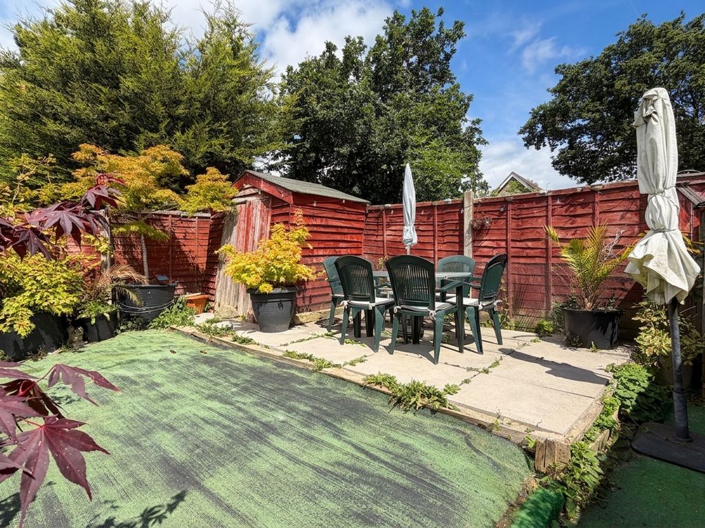 Property photo 3 of 12