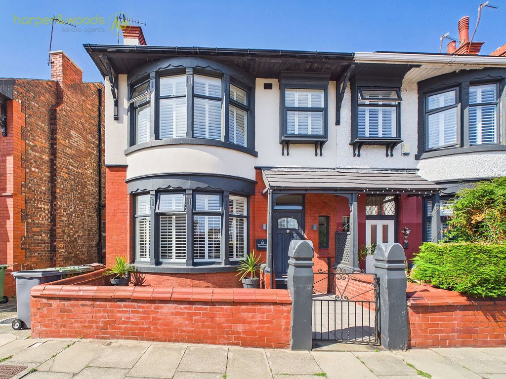 Property photo 1 of 39