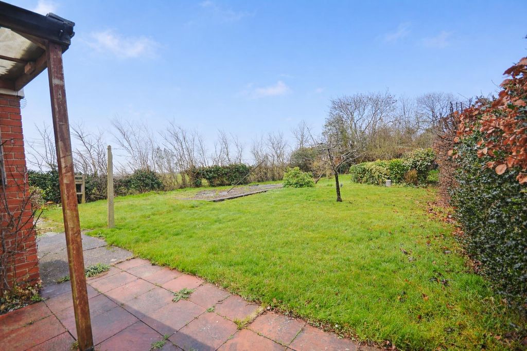 Property photo 3 of 3 Chatgpt Image Jan 13, 2026, 10_08_47 Am.Png