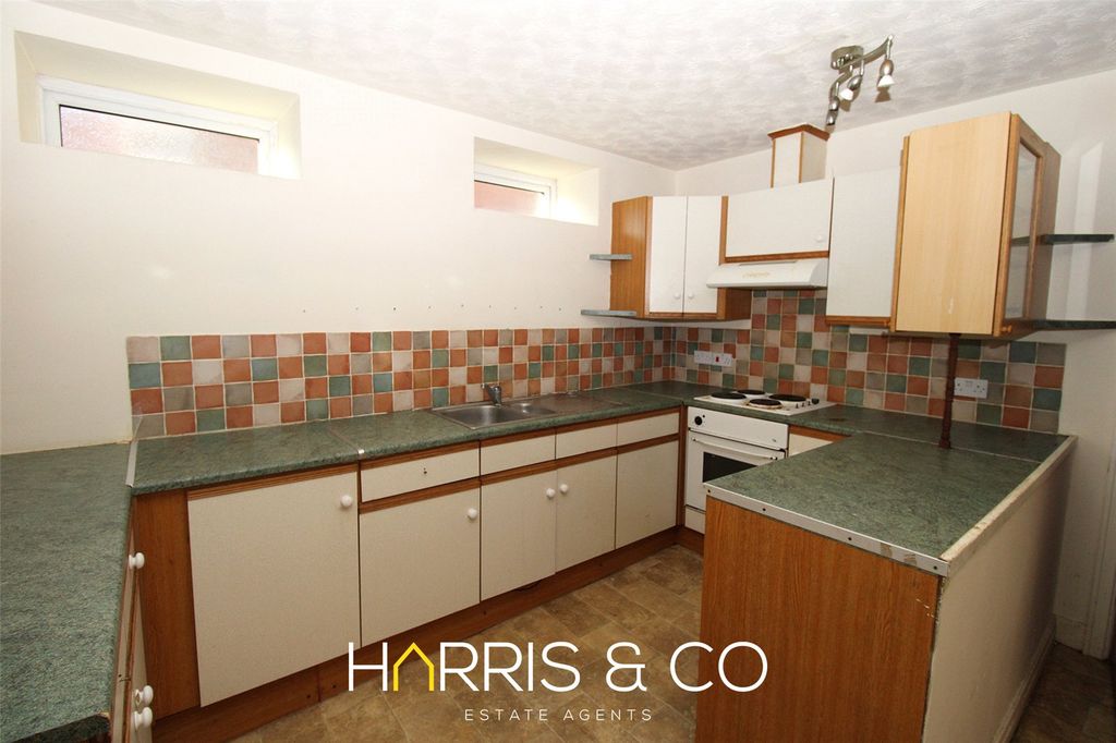 Property photo 3 of 12 Picture No. 04