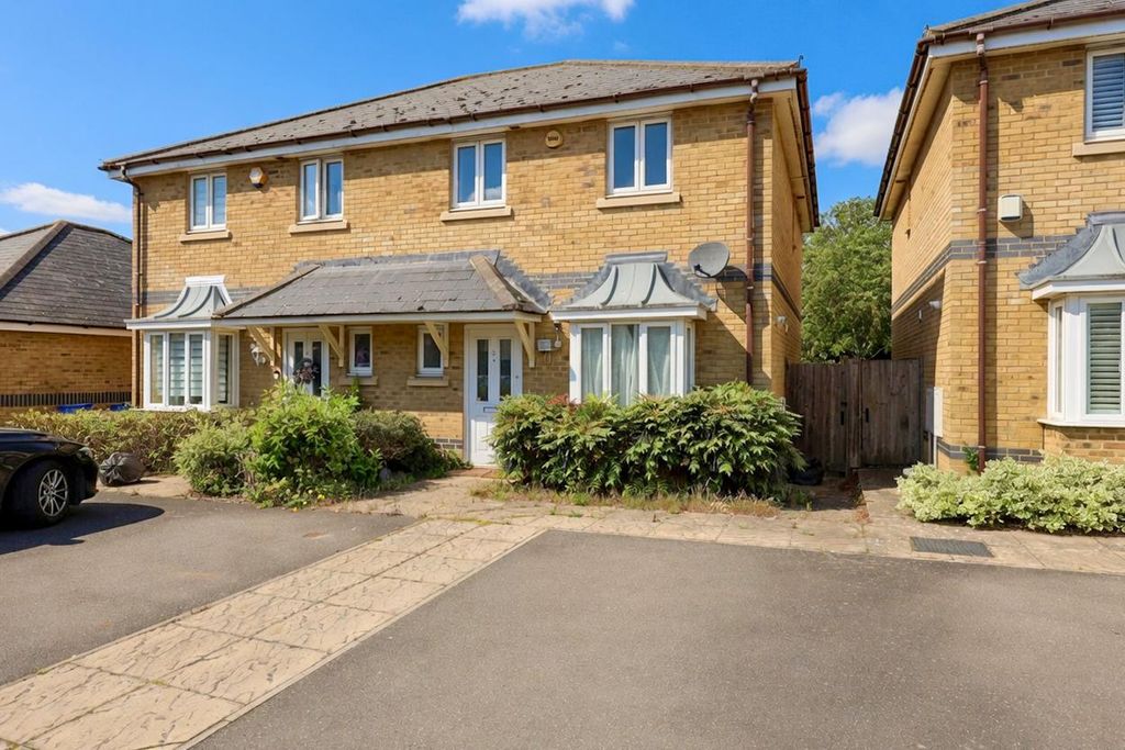 Property photo 1 of 13 External