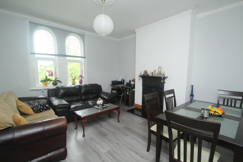 Property photo 2 of 8 Picture No. 02