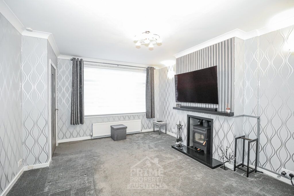 Property photo 2 of 22