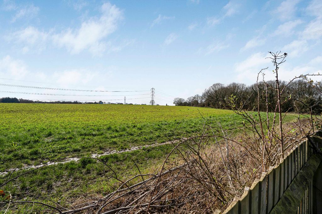 Property photo 2 of 23 Photograph 15