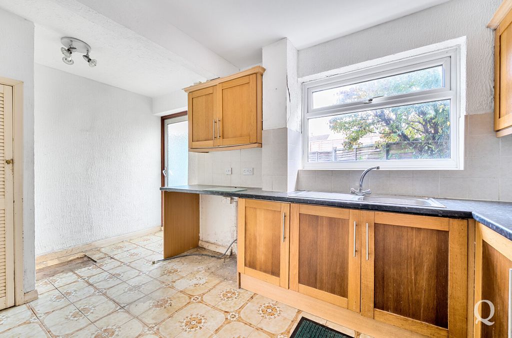 Property photo 3 of 22 21c614A4-6c7B-441...