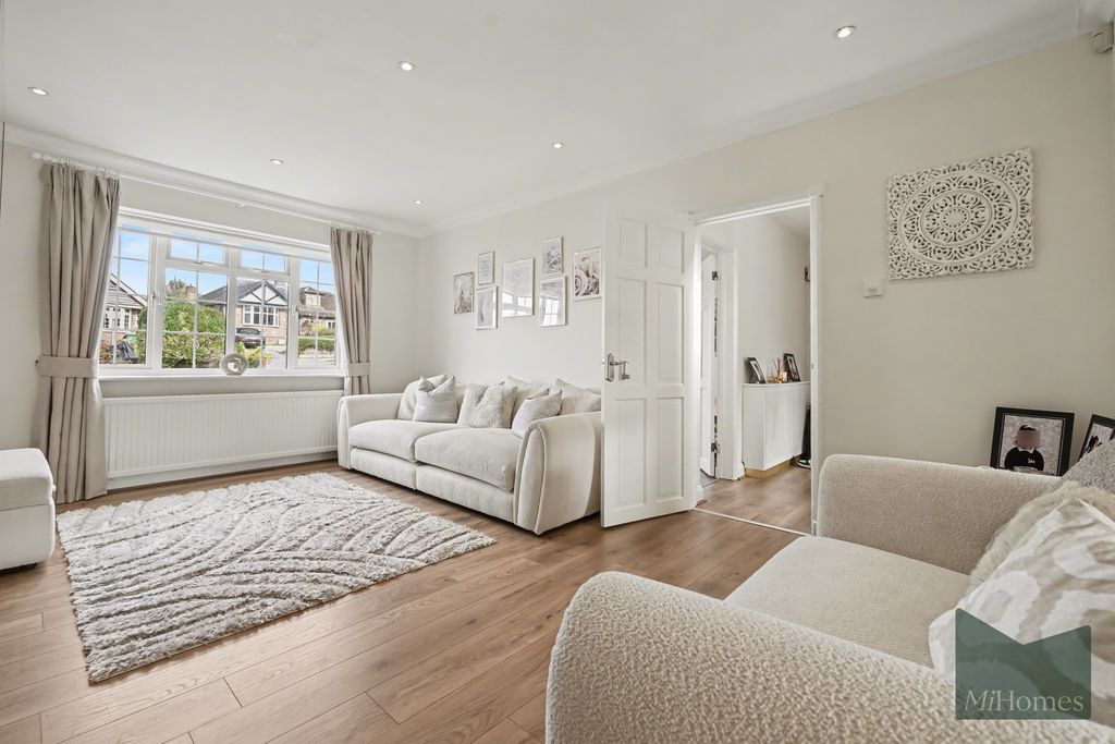 Property photo 2 of 37