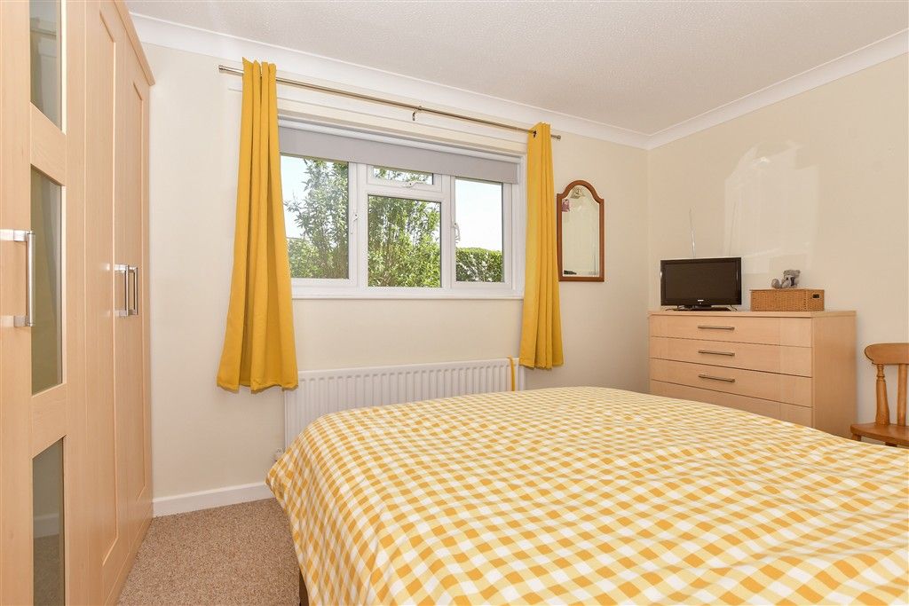 Property photo 1 of 12 Bedroom 1