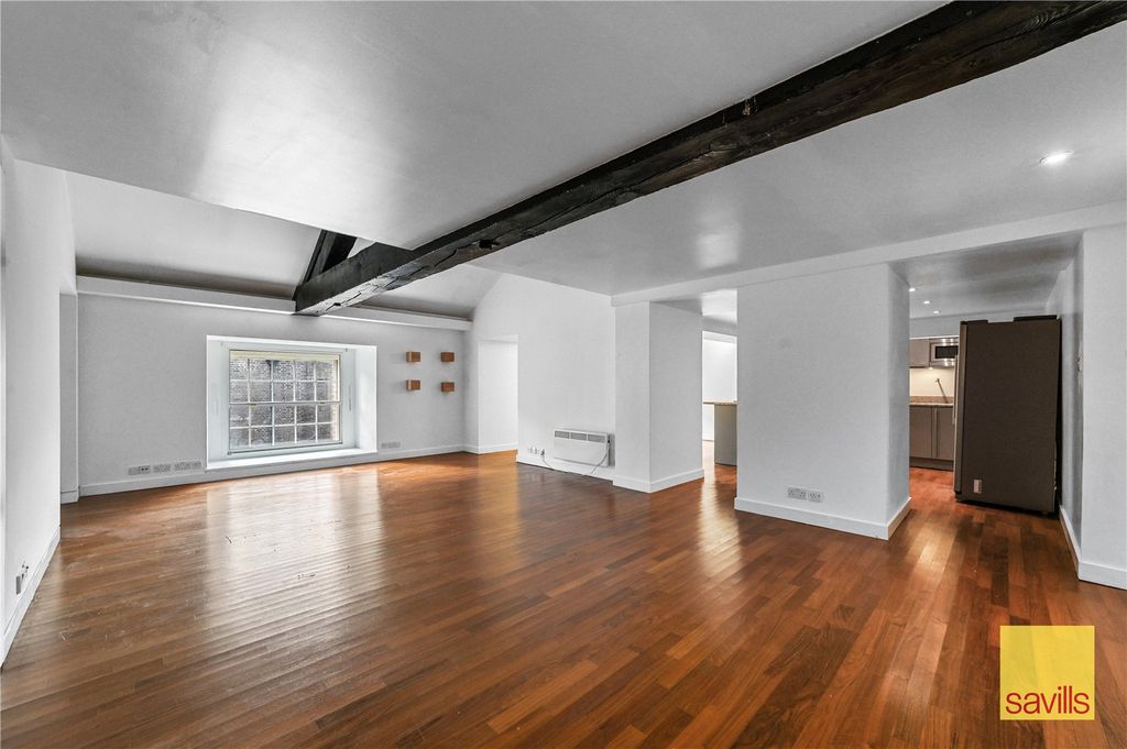 Property photo 2 of 16 Reception