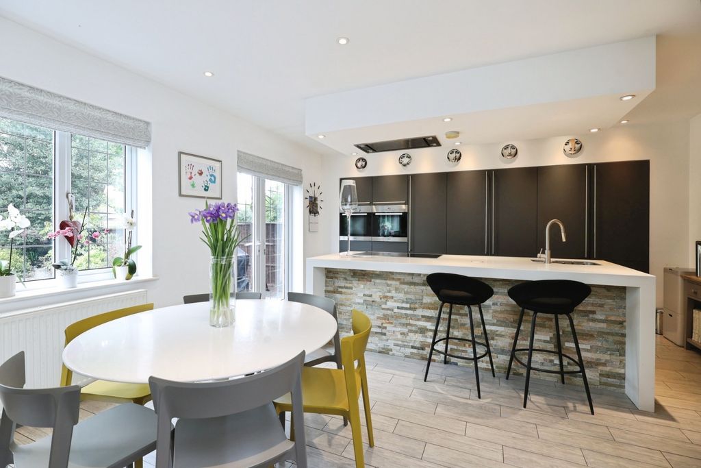 Property photo 3 of 24 Picture No. 21