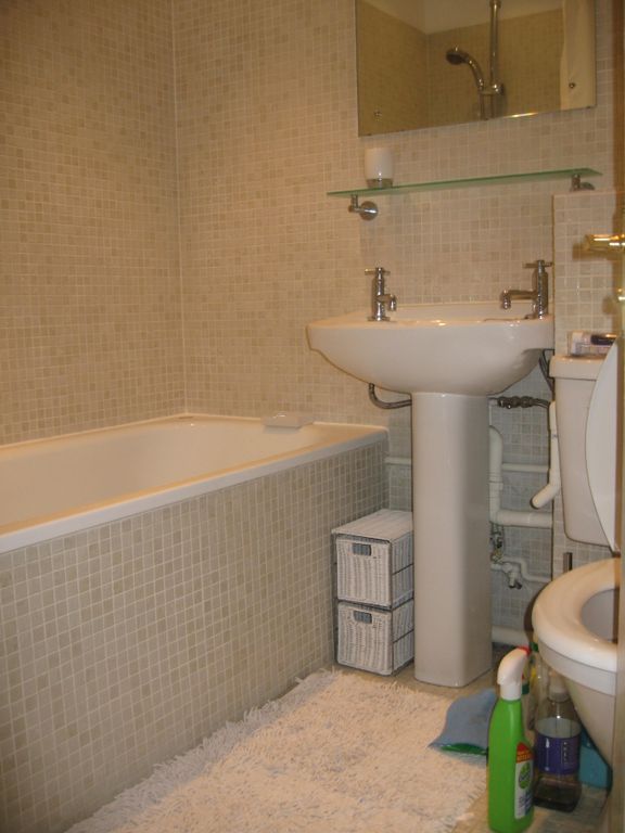 Property photo 3 of 5 Bathroom