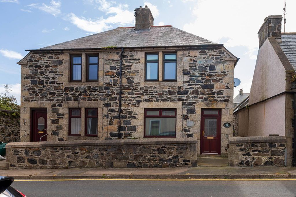 Property photo 1 of 28