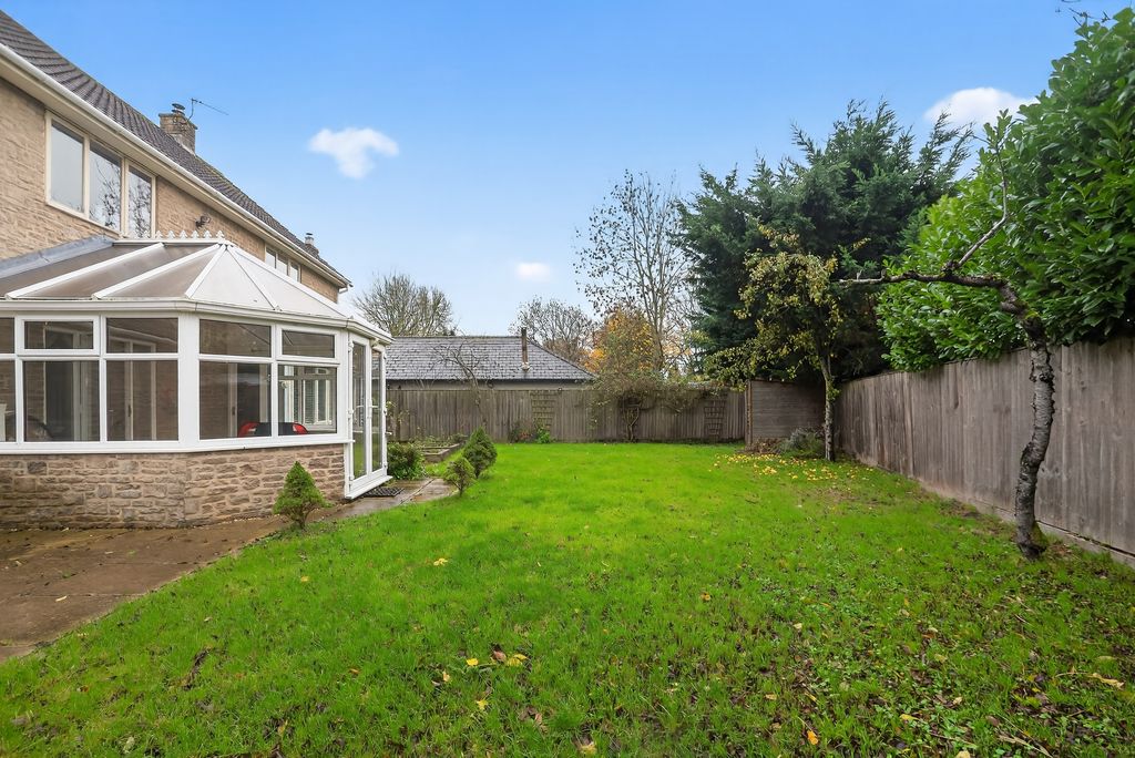 Property photo 3 of 29